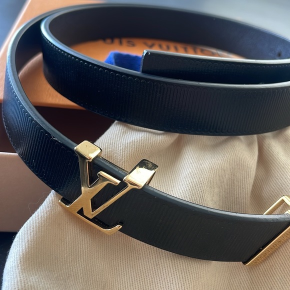 Louis Vuitton Belt - Picture 2 of 3
